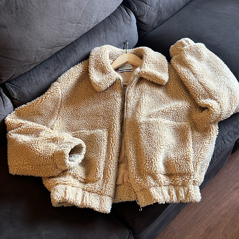urban outfitters teddy jacket size medium